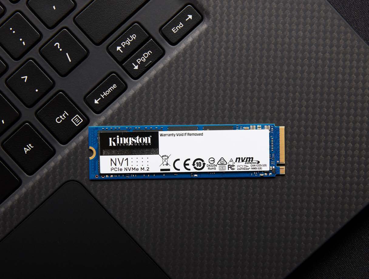 Official manufacturer product image; representative series/configuration, not an exact capacity, kit or board-partner photograph